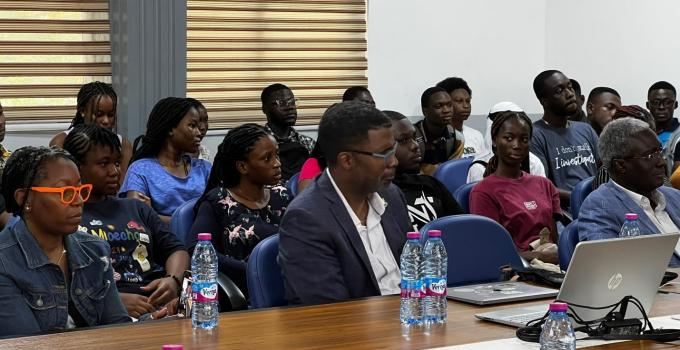 Materials and Metallurgical Engineering Department Hosts Seminar on Smart Materials by Dr. Reginald Hamilton, Pennsylvania State University